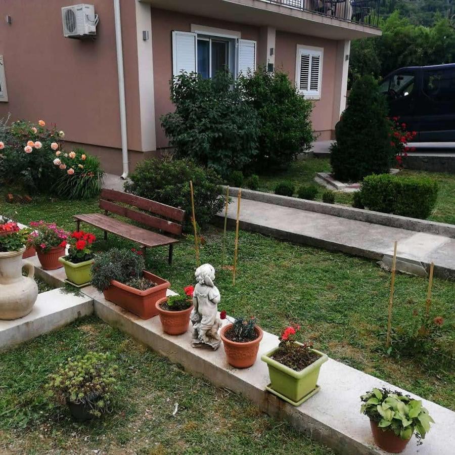 Petkovic Accommodation Tivat Eksteriør billede